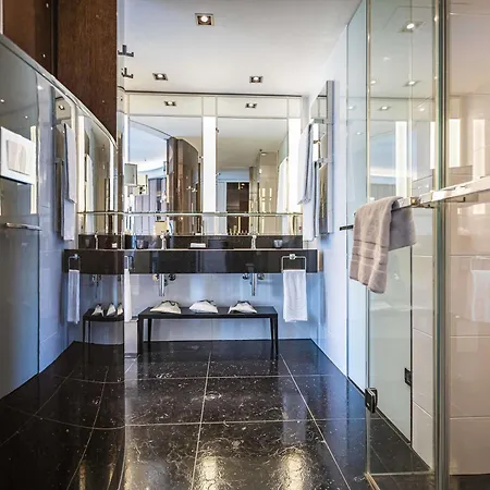 Sofitel Frankfurt Opera Hotel