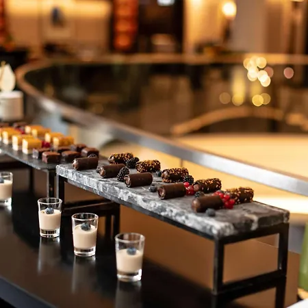 Sofitel Frankfurt Opera 5*