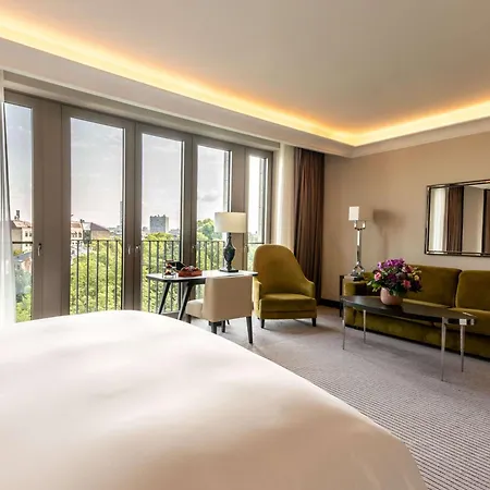 Sofitel Frankfurt Opera Отель