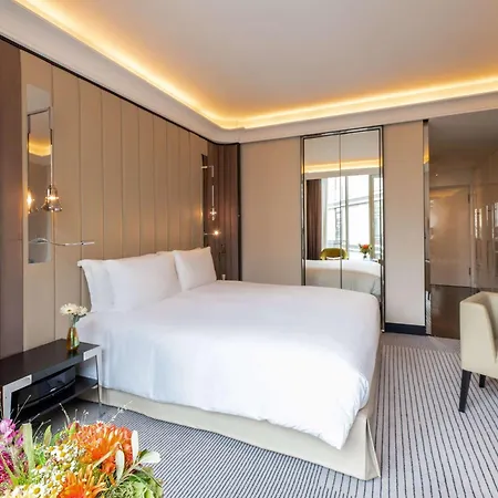 Отель Sofitel Frankfurt Opera