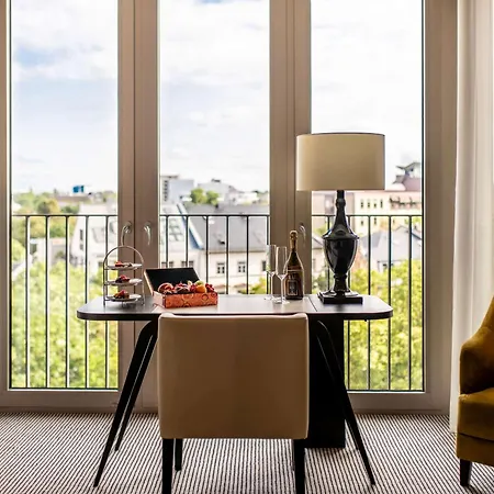 Отель Sofitel Frankfurt Opera