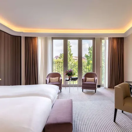 Отель Sofitel Frankfurt Opera 5*