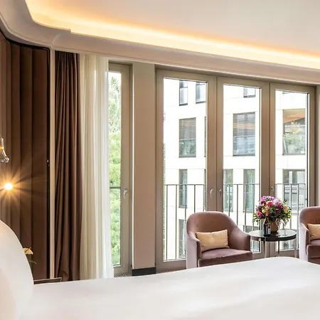 Hotel Sofitel Frankfurt Opera 5*